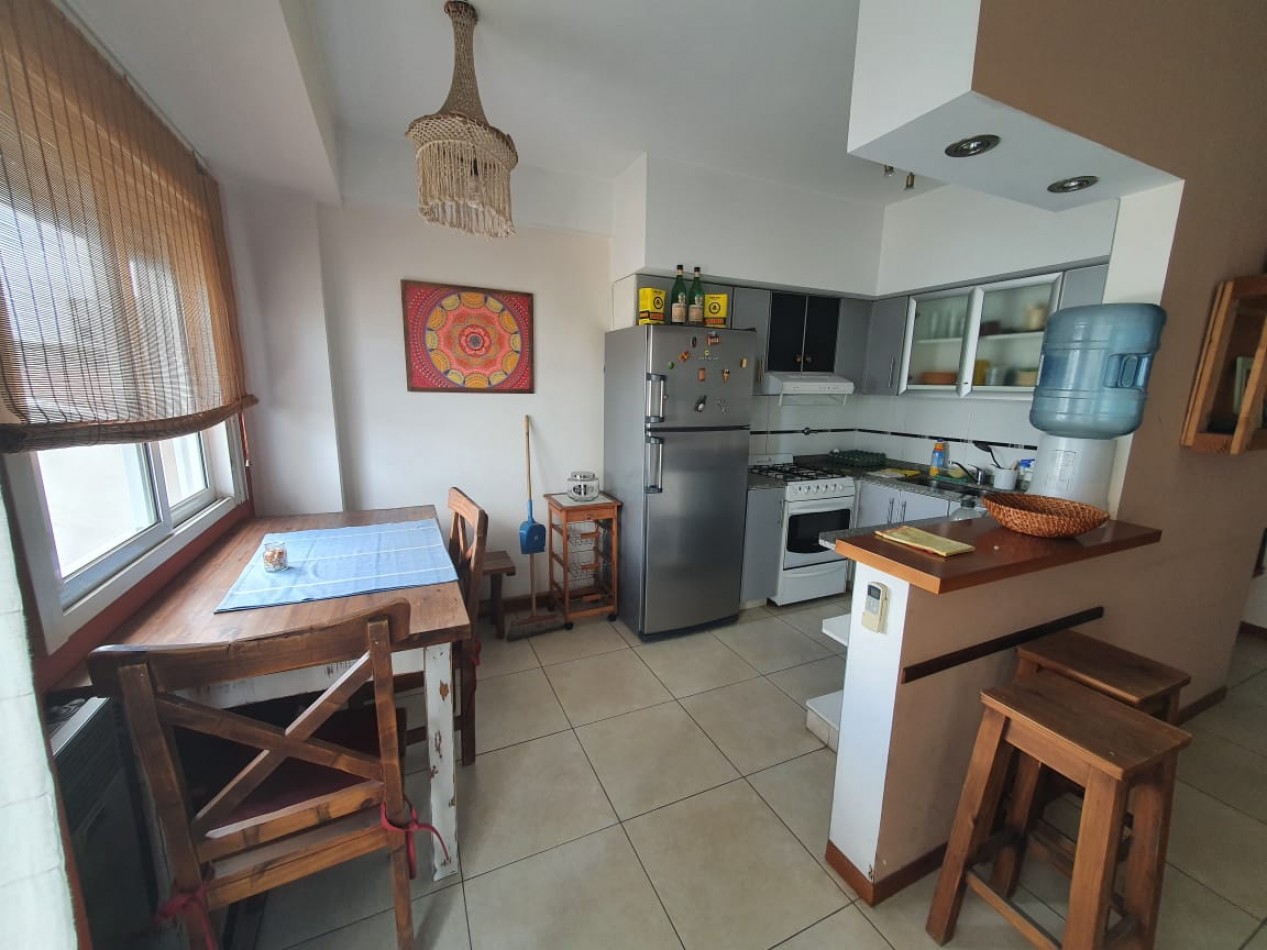 Excelente departamento de 2 ambientes San Martin centro