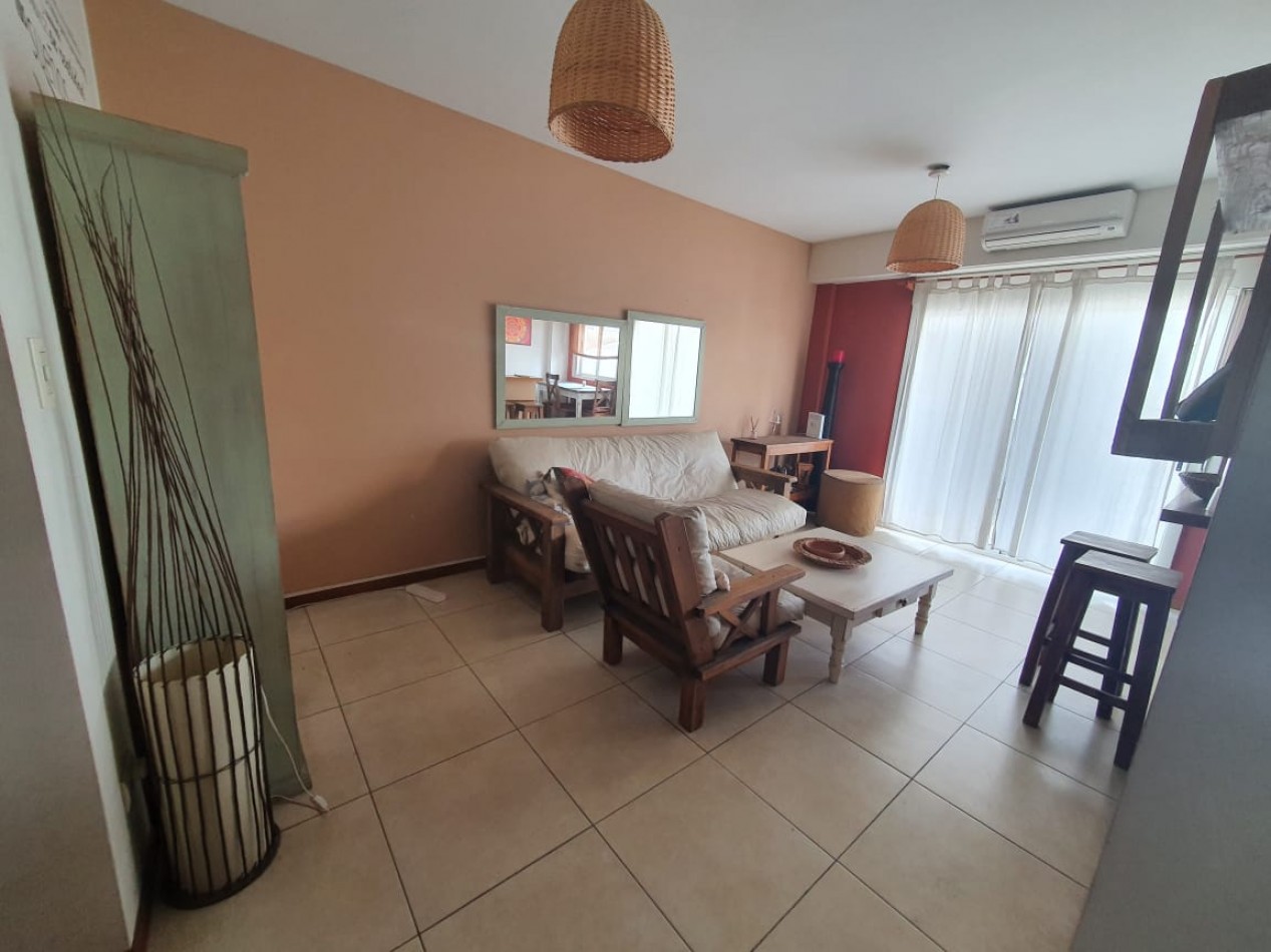 Excelente departamento de 2 ambientes San Martin centro