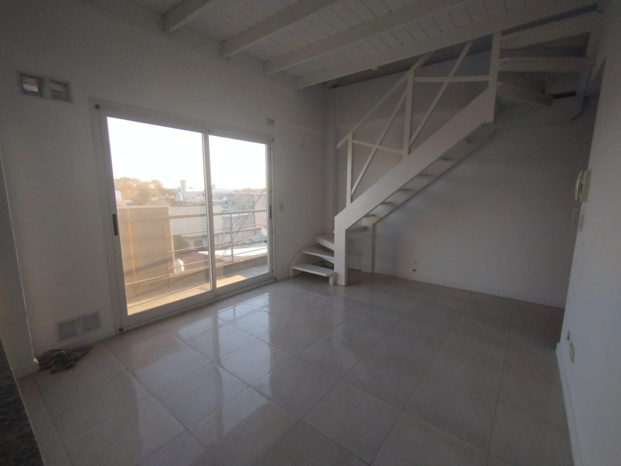 Excelente departamento de 3 ambientes a estrenar