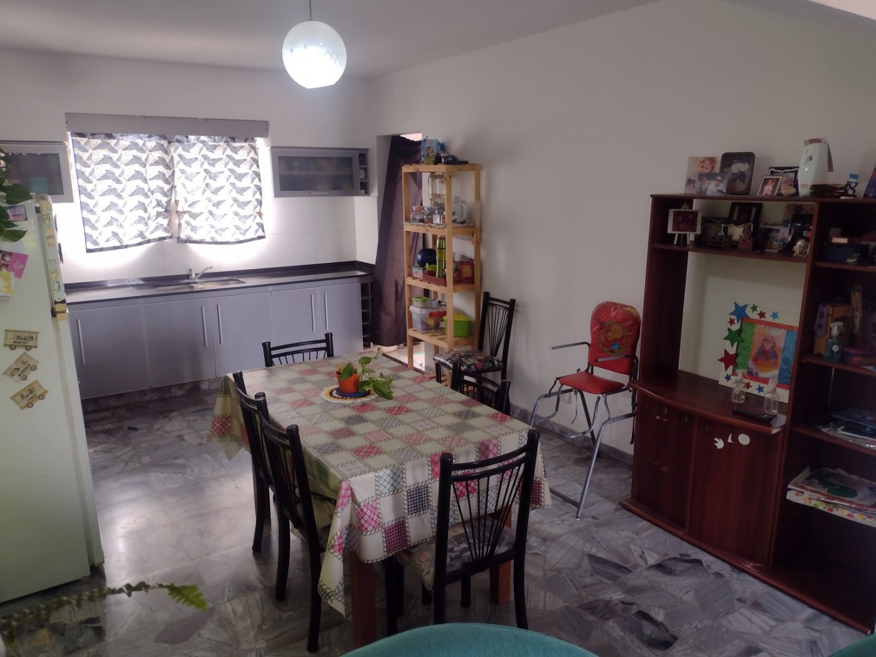 Excelente PH 3 Ambientes con Patio y Terraza