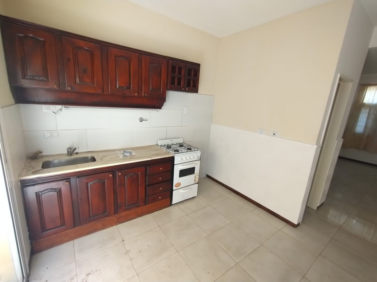 Excelente duplex en Villa Ballester