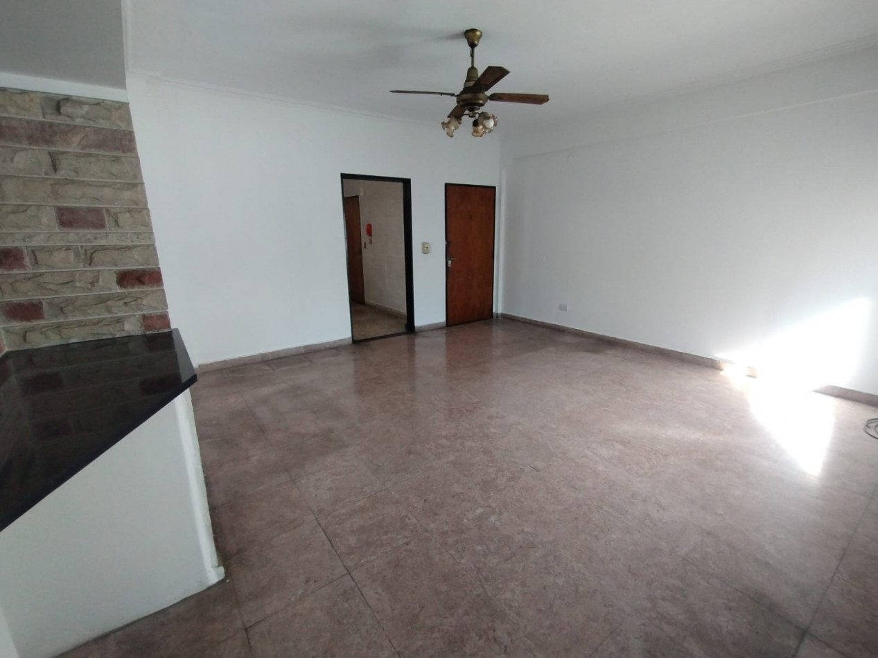 Excelente departamento 3 ambientes San Martin Centro