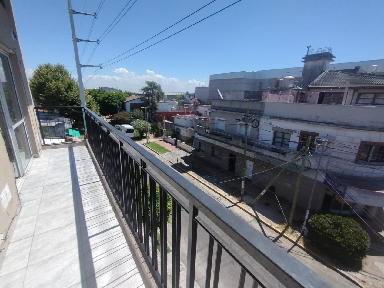 Departamento 2 ambientes Villa Ballester