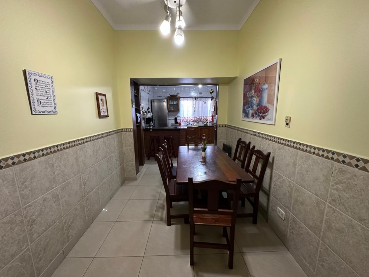 Excelente PH tipo casa 5 ambientes en San Martin