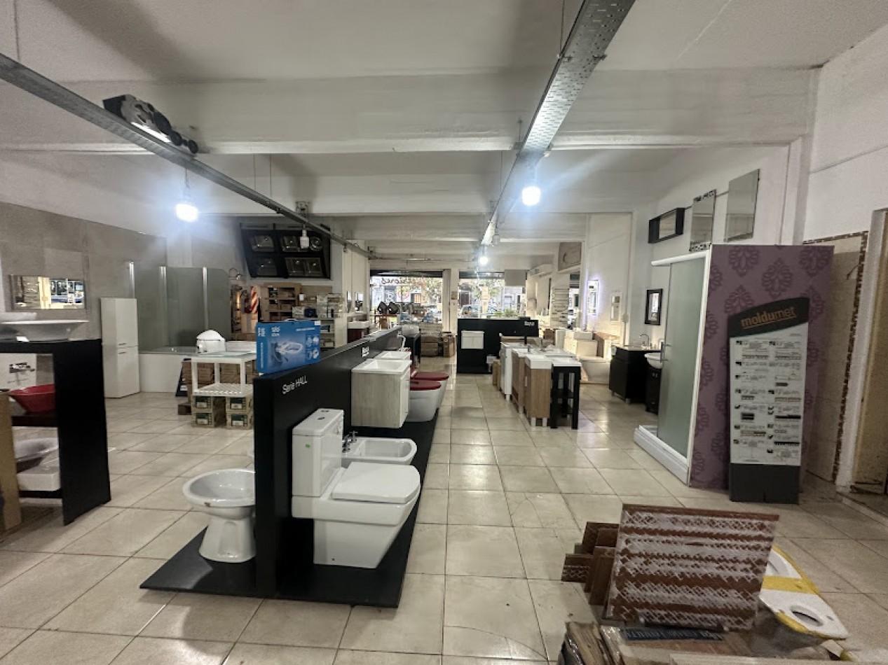 Excelente local San Martin centro