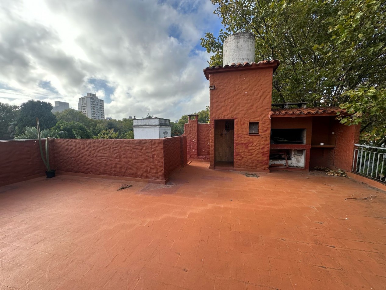 Amplio PH 3 ambientes San Martin Centro