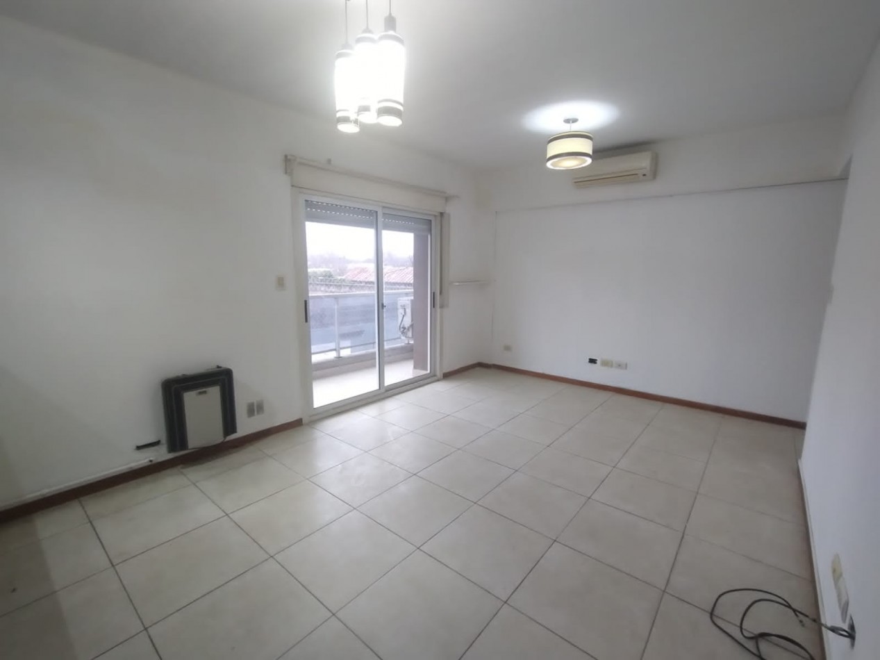 Excelente departamento 2 ambientes