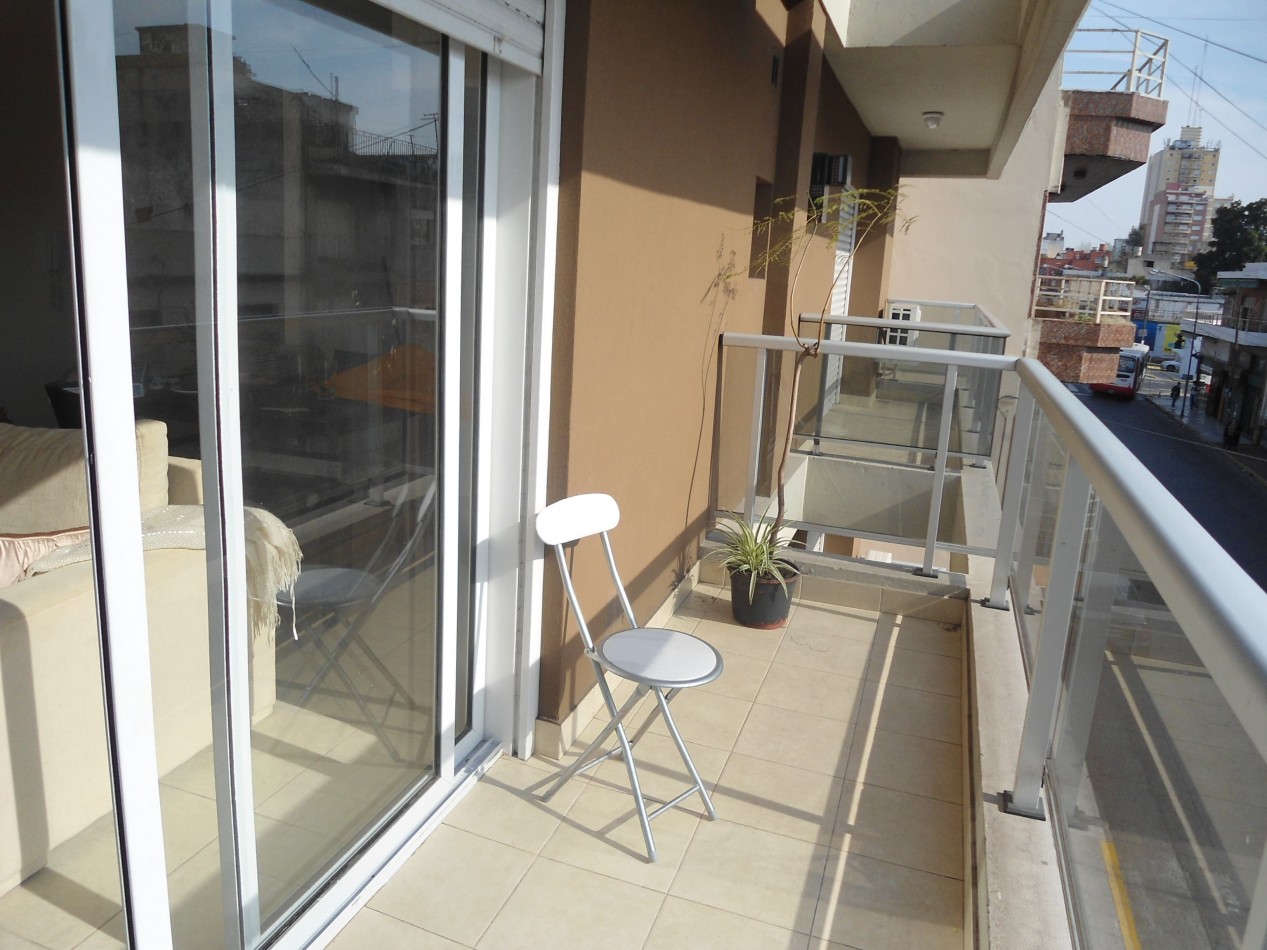 Excelente departamento 2 ambientes