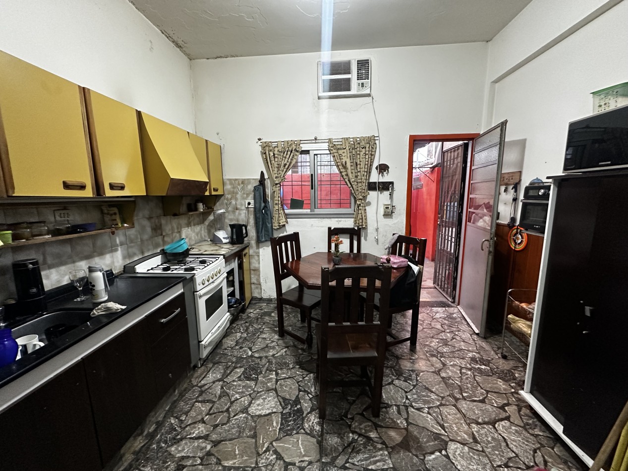 Venta en block Villa Maipu