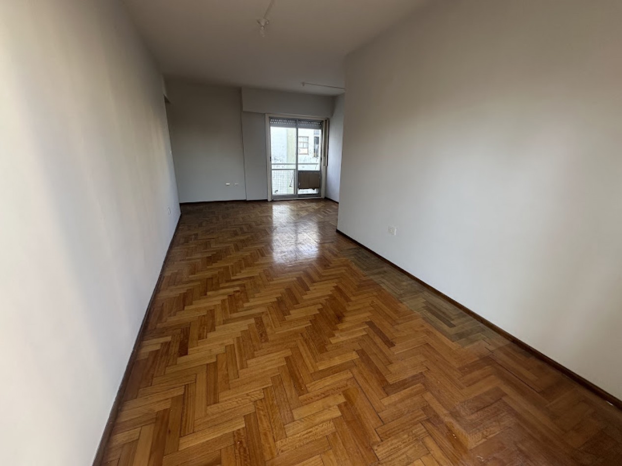 Departamento 3 ambientes con cochera