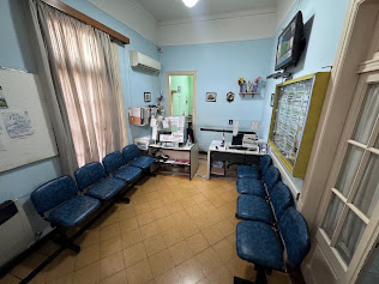 Casa 4 ambientes San Martin centro USO COMERCIAL