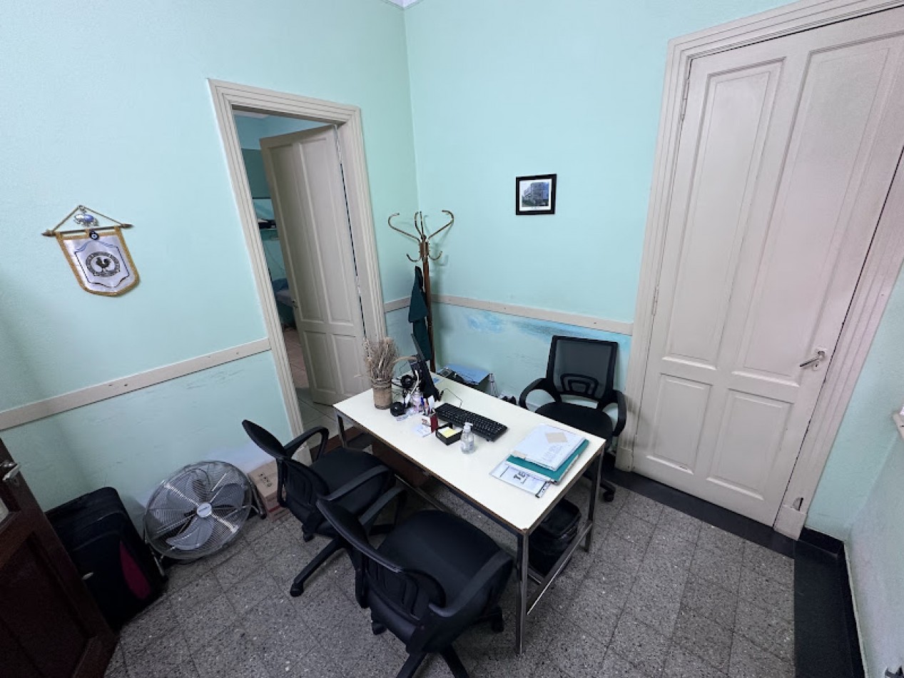 Casa 4 ambientes San Martin centro USO COMERCIAL