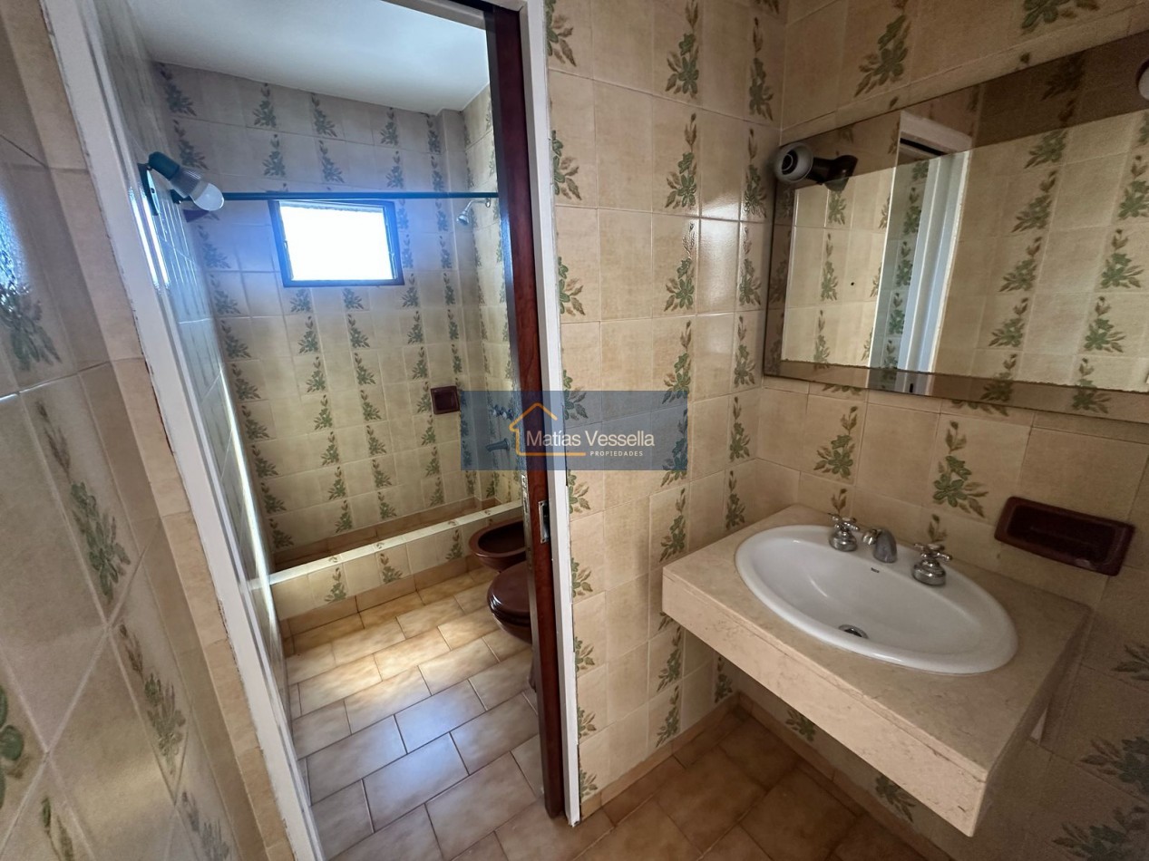 Hermosa casa 5 ambientes Caseros