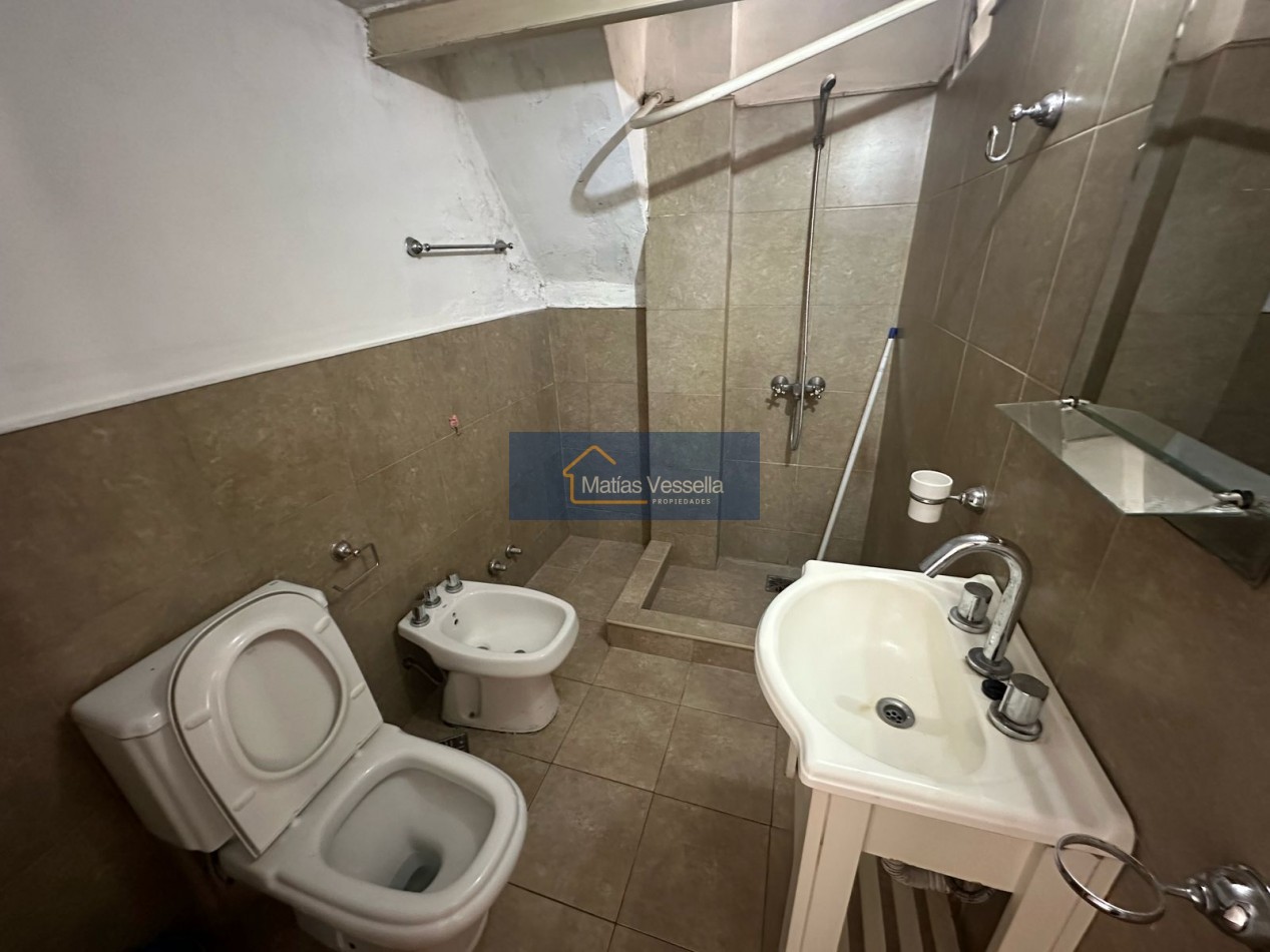 Hermosa casa 5 ambientes Caseros