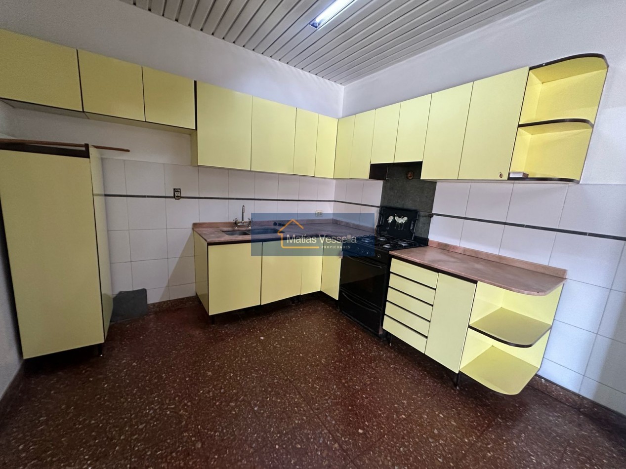 Hermosa casa 5 ambientes Caseros