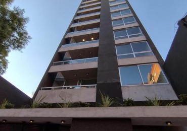 Excelente semipiso de 2 ambientes en San Martin Centro